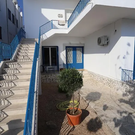 דירה Traditional Town Garden *