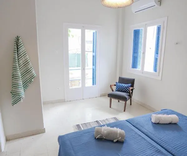 דירה Traditional Town Garden *