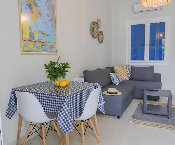 Traditional Town Garden * עיר רודוס