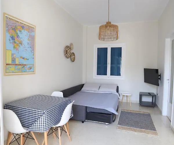 Traditional Town Garden דירה