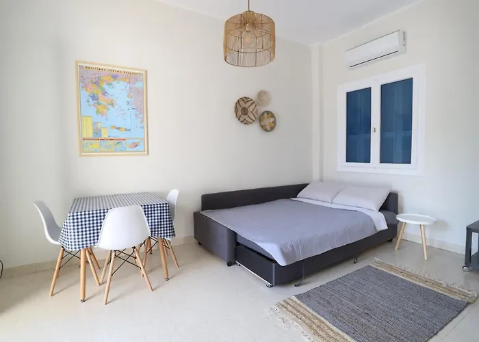 דירה Traditional Town Garden עיר רודוס