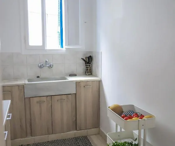 Traditional Town Garden Appartement Rhodes City