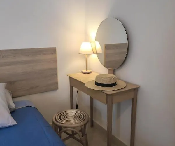 Traditional Town Garden Appartement Rhodes City